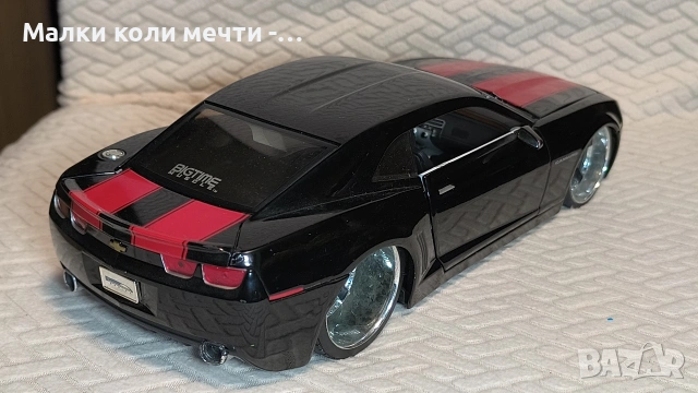 метална кола Chevrolet Camaro - 2006.  Мащаб 1:18, снимка 3 - Колекции - 54581415