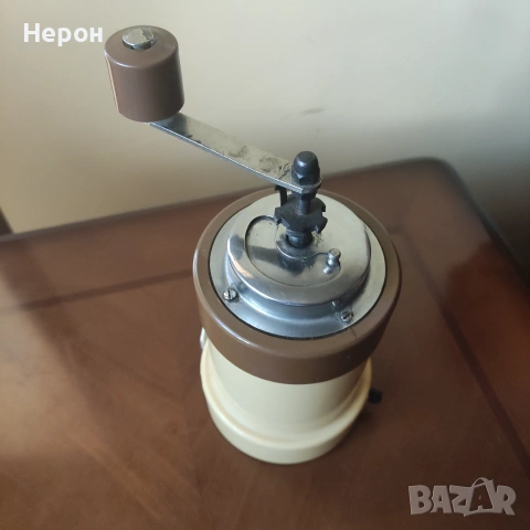 Мелница за кафе от соца, снимка 5 - Сервизи - 55273007