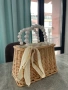 Сламена чанта с панделка и дръжки с перли, снимка 1