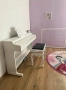 Бяло дигитално пиано YAMAHA Arius YDP-164, снимка 1