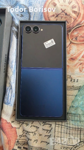 Samsung Galaxy Z Flip 7, снимка 3 - Samsung - 54559002