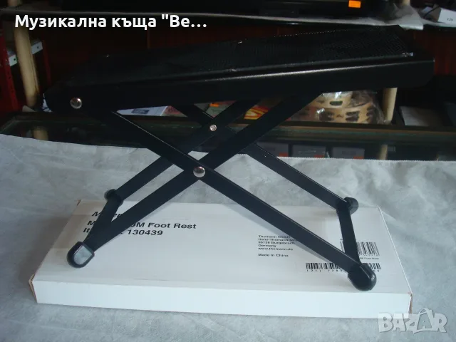Столче за крак за китарист Милениум