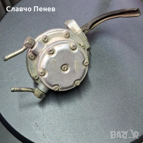 Горивна помпа механична подкачваща Datsun/Nissan 720 z22, снимка 6 - Части - 54397863