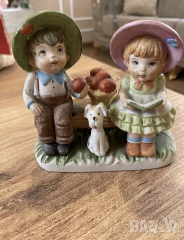 Винтидж порцеланова фигура Каподимонте (Capodimonte)