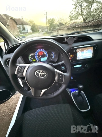 Toyota Yaris 1.5 Hybrid, автоматик, 150  000  км, сменена хибридна батерия, EURO 6, снимка 11 - Автомобили и джипове - 54241407