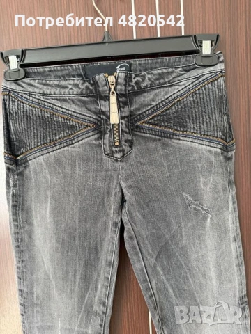 Дънки на марката Just Cavalli