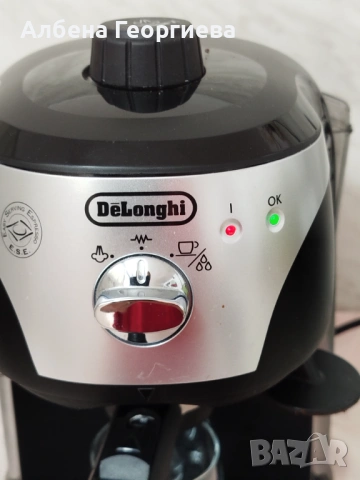 Кафе машина Delonghi за еспресо кафе, снимка 3 - Кафемашини - 54618816