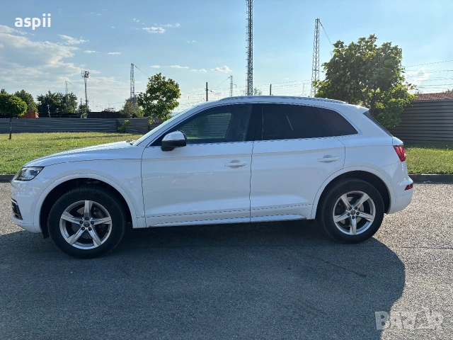 Audi Q5 2.0TDI , снимка 2 - Автомобили и джипове - 55078396