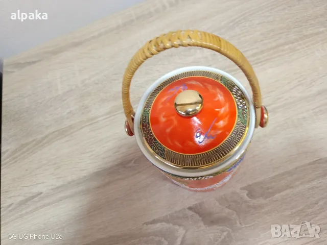 Рядък винтидж японски порцеланов съд Satsuma Dragonware с капак и дръжка, снимка 3 - Антикварни и старинни предмети - 55504701