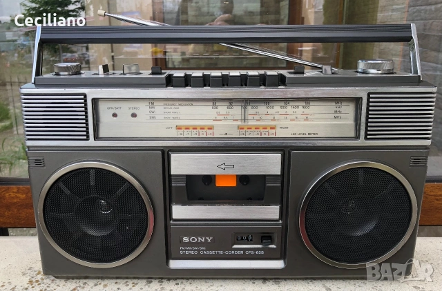 Sony CFS-66S -супер запазен радиокасетофон