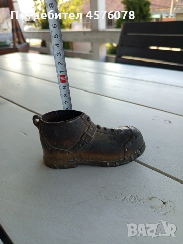 бронзова декоративна обувка