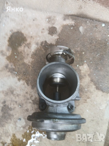 EGR klapan BMW525 2.5td E-39 163k.c.M-paket 2003 Tourer kombi , снимка 3 - Части - 55012384