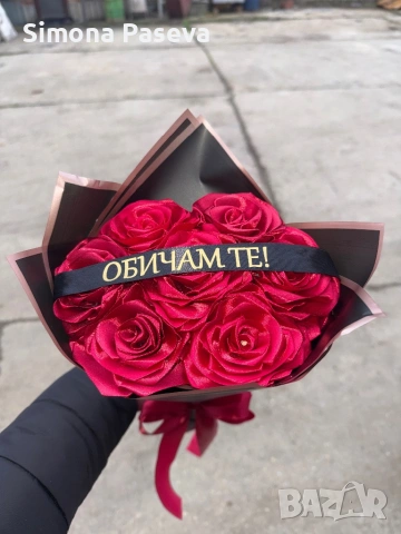 Евтини сатенени букети, снимка 4 - Изкуствени цветя - 54669703