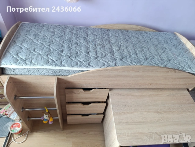 Детско легло с бюро