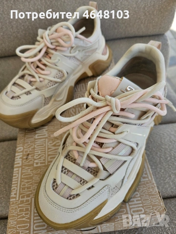 steve madden 39 размер , снимка 4 - Маратонки - 54425155