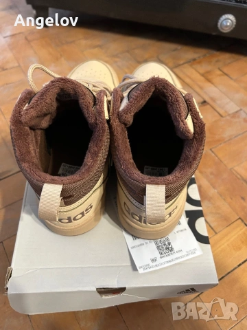 Adidas 42 номер нови , снимка 5 - Маратонки - 54591802