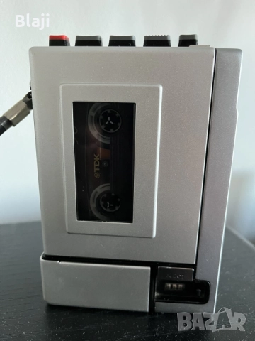 Старо касетофонче Sony , снимка 5 - Радиокасетофони, транзистори - 55416492