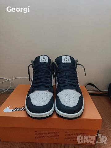 Jordan 1 mid SE Navy Blue/Olive/Beige, снимка 4 - Маратонки - 55185705