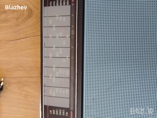 Веф VEF 221, снимка 2 - Радиокасетофони, транзистори - 53692615