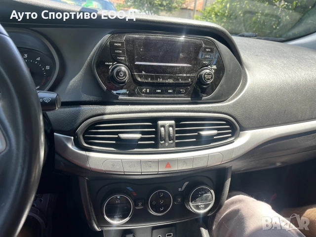 Fiat Tipo 1.4i 16V 95hp 2016г, снимка 6 - Автомобили и джипове - 55164191