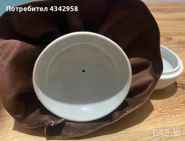 🎭 Винтидж порцеланова кутия с кукла Pierrot (Арлекин) – романтичен ретро стил.1970-1980г., снимка 7 - Антикварни и старинни предмети - 54010336