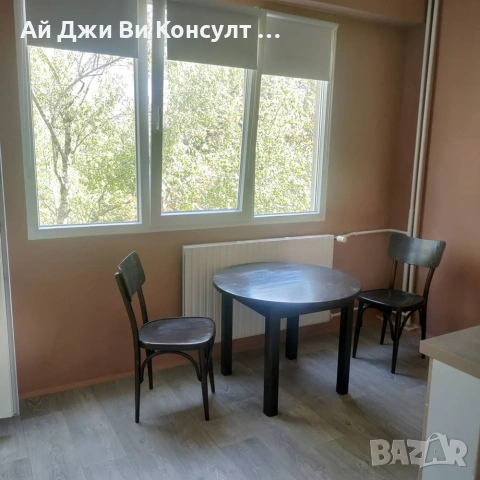 Двустаен апартамент в жк Света Троица, снимка 2 - Апартаменти - 55142202