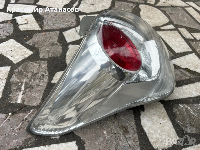 81560-0F120. Стоп ляв за Тойота версо. 2009-2018, снимка 2 - Части - 54033451