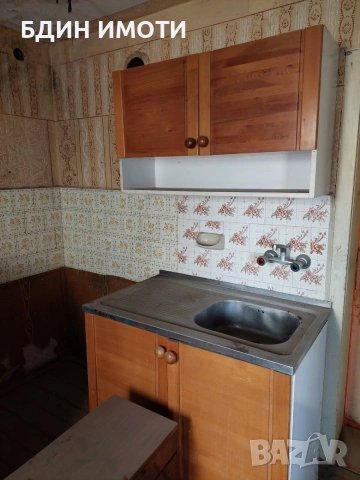 Продавам къща с двор с. Антимово, общ. Видин, снимка 15 - Къщи - 55175721