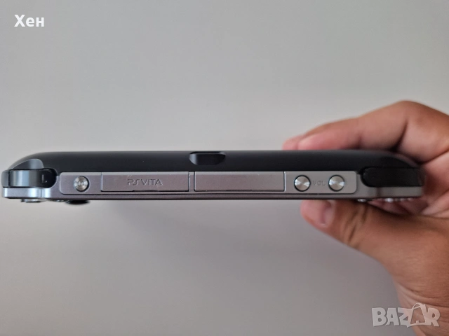 Sony PS Vita Playstation Vita - качени много игри - хакната + SIM card slot, снимка 4 - PlayStation конзоли - 55232601