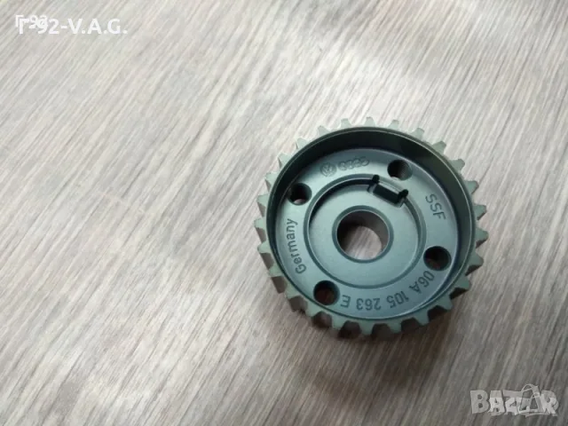06A105263E**NEU**VAG**Ангренажно колело за колянов вал**1,6,1,8TSI,2,0TSI 