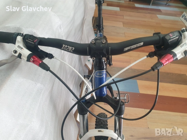 Велосипед GENESIS razor 26" цола-11.5 кг, снимка 8 - Велосипеди - 54757077