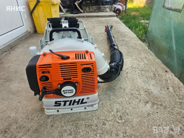 МОТОРНА ДУХАЛКА STIHL BR 420 ,КАТО НОВА , снимка 3 - Градинска техника - 55063969