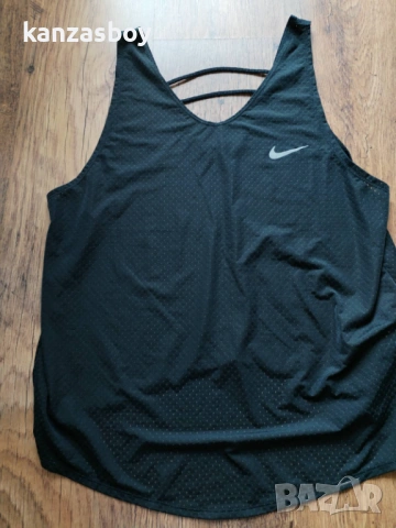 Nike Everyday Tank - страхотен дамски потник L, снимка 5 - Потници - 54662756