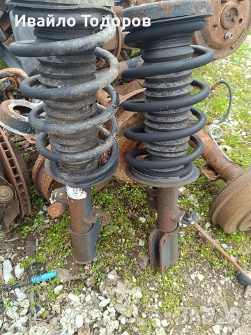 Макферсони за БМВ Х5 Е53 , снимка 2 - Части - 54034179