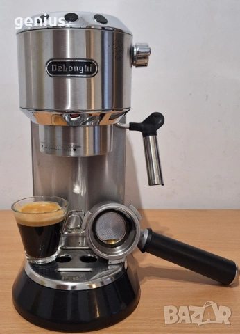Кафемашина Делонги  Delonghi dedica , снимка 3 - Кафемашини - 54302644