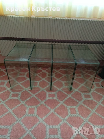 продавам , 4 -ри работни аквариума по 46 литра , 10 евро броя само за Шумен и Варна 