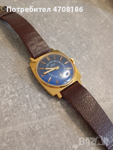 ЗИМ часовник, юбилеен с позлата.