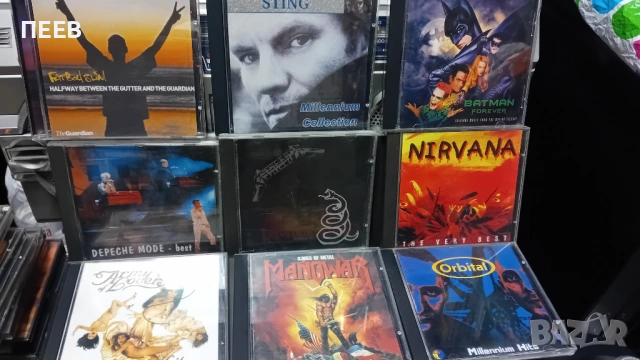 25 бр Компакт диска + Компресор, снимка 1 - CD дискове - 54722020