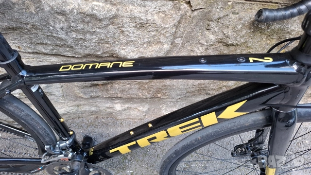 Шосеен велосипед TREK Domane AL 2 Gen 3 | Черно/златисто, снимка 11 - Велосипеди - 54894344