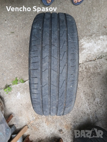 Автомобилни гуми, снимка 4 - Гуми и джанти - 55144754