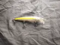 Salmo slim minnow – Полски оригинален воблер chartreuse/холограм, снимка 1