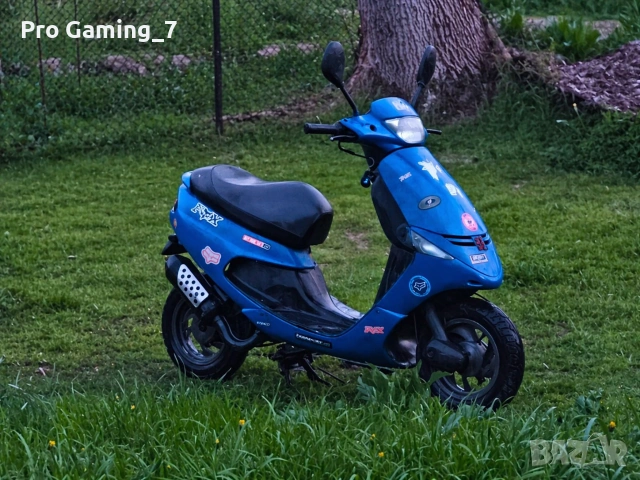 Скутер-Peugeot Zenith 