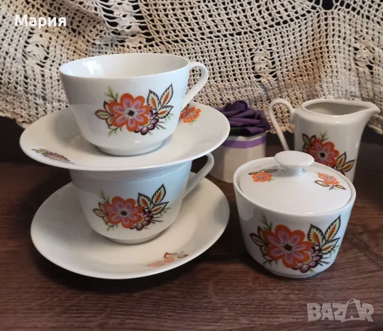 Порцеланови чаши за кафе Kahla GDR 