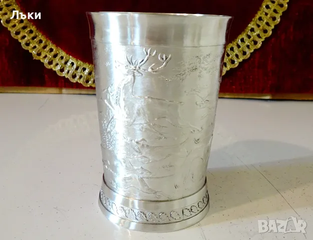 Калаена чаша с живописни ловни сцени. 