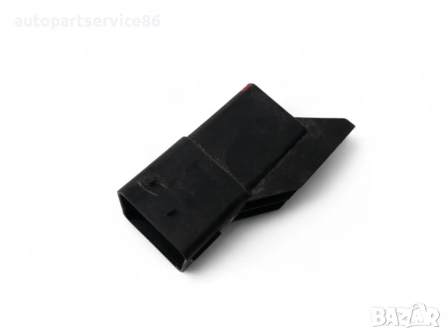 Реле за подгревни свещи за Citroen DS3 1.6 Hdi (2013) 9666671780, снимка 3 - Части - 54517939