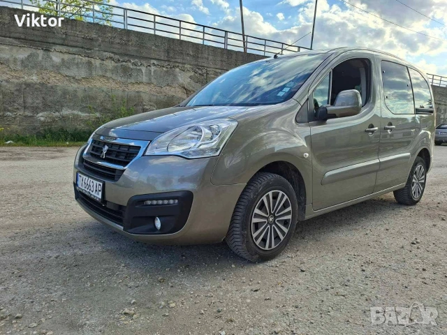 Peugeot Partner 1.6HDi, снимка 11 - Автомобили и джипове - 54314133