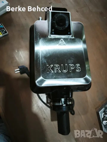 Професионален гофретник на krups