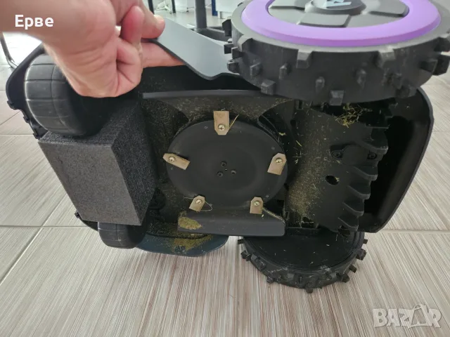 Продавам робот косачка ANTHBOT M9 (без периметърен кабел) – Като нов!, снимка 7 - Градинска техника - 55680926