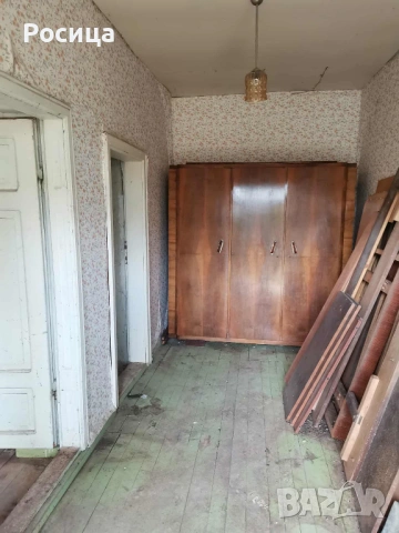 Масивна тухлена къща в с.Макариополско, снимка 8 - Къщи - 54389420