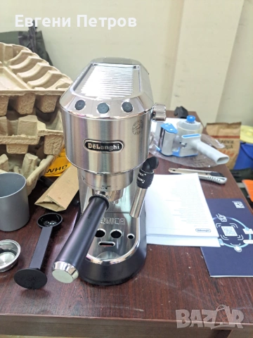 ръчна еспресо кафемашина De'Longhi Dedica Style, снимка 2 - Кафемашини - 54792255